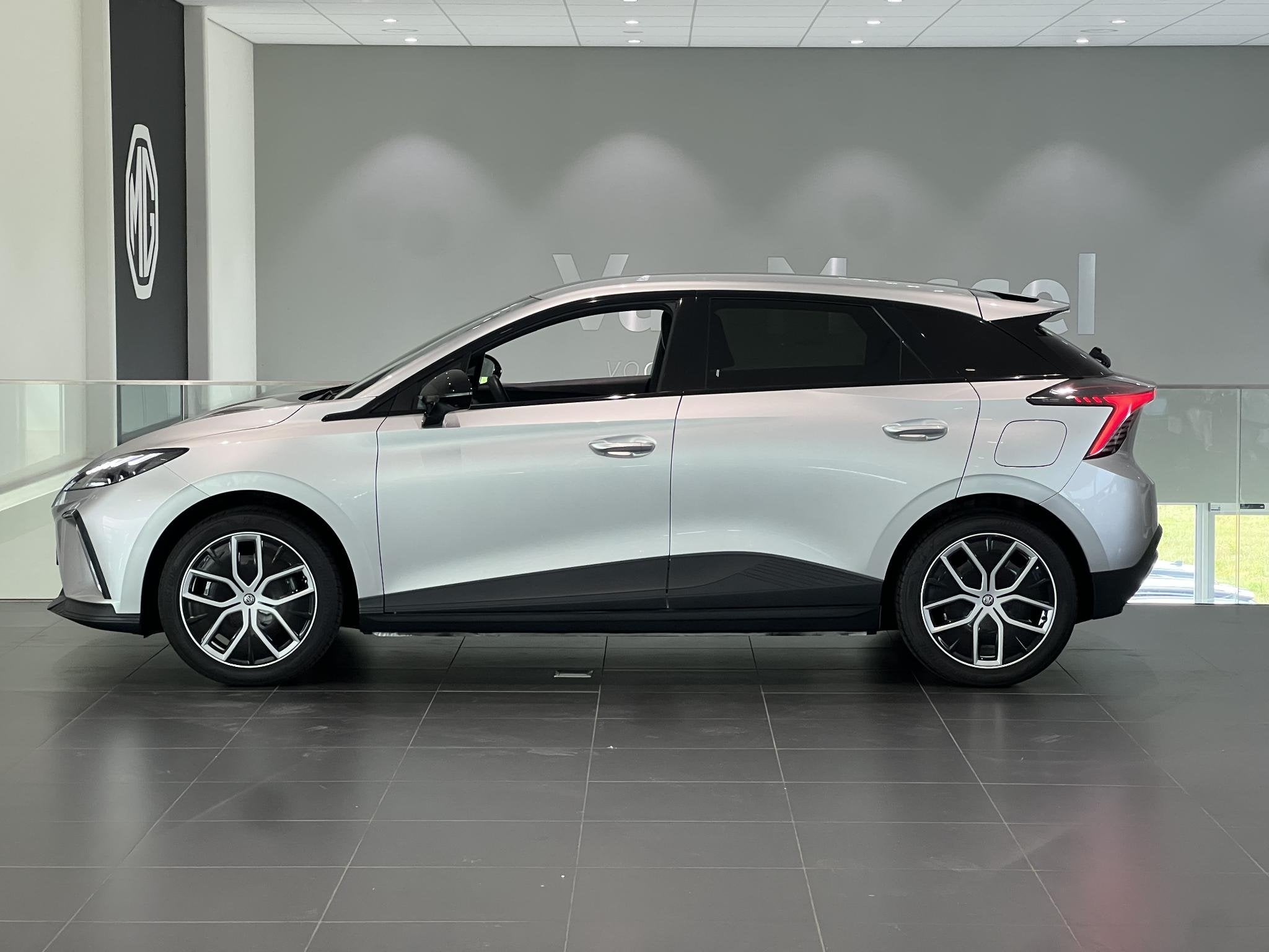 MG 4 Long Range Luxury 64 kWh | 94.1% | Navi | Camera | Led, Auto's, Automaat, 12 maanden, Achterwielaandrijving, Gebruikt