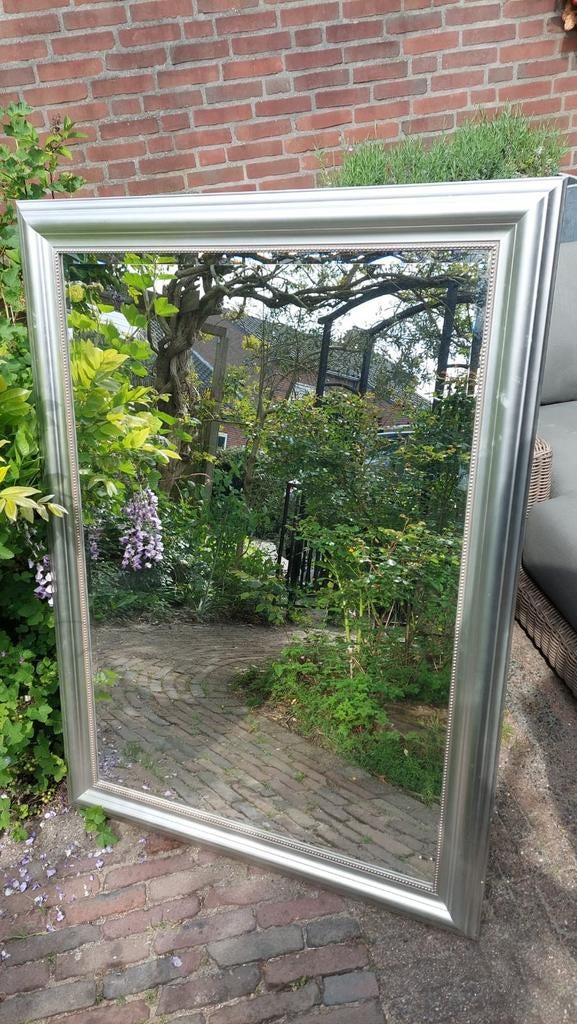IKEA LEVANGER spiegel 130x94 cm met zilveren lijst, Ophalen, Gebruikt, 100 tot 150 cm, 75 tot 100 cm