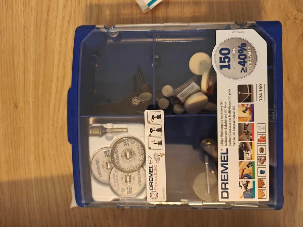 Dremel 8220 met opzetstukjes, Doe-het-zelf en Verbouw, Gereedschap | Boormachines, Ophalen of Verzenden