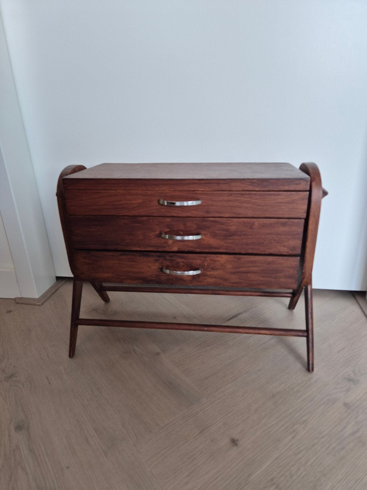 vintage midcentury ladekastje naaikastje teak, Minder dan 50 cm, Ophalen of Verzenden, 3 of 4 laden, Minder dan 100 cm