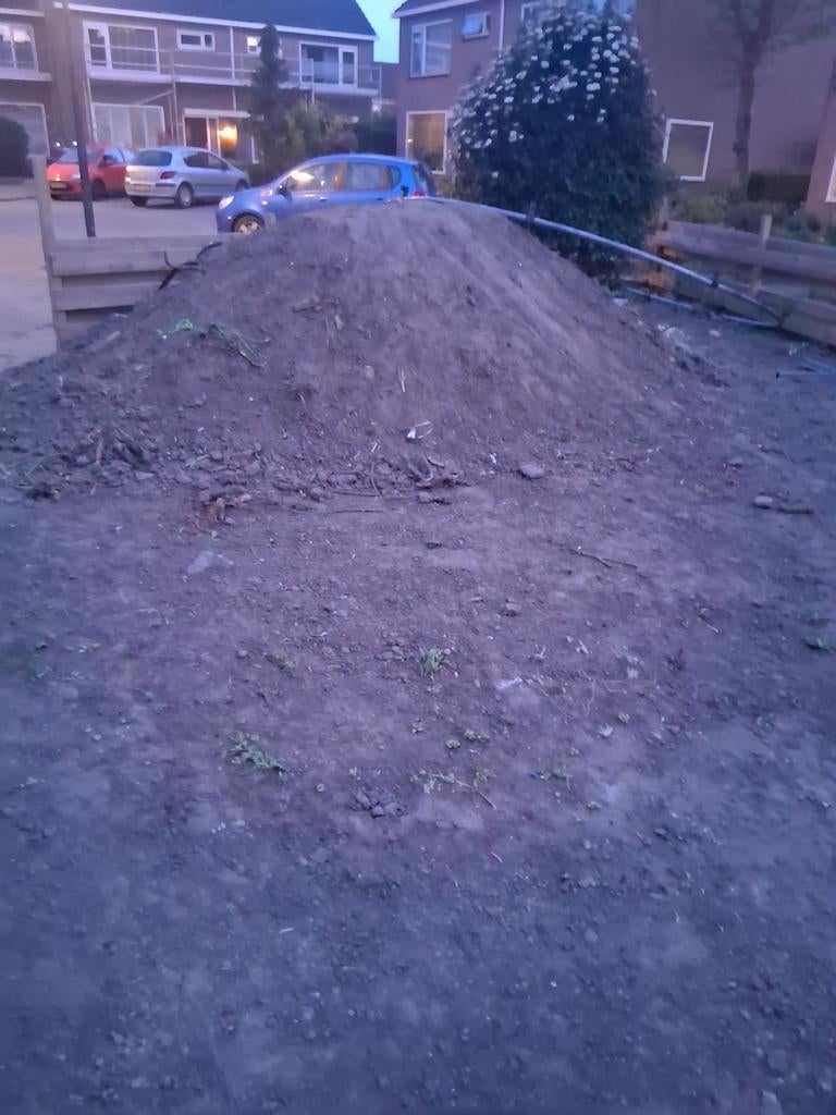 Gratis opperdoeze grondt, Tuin en Terras, Ophalen of Verzenden