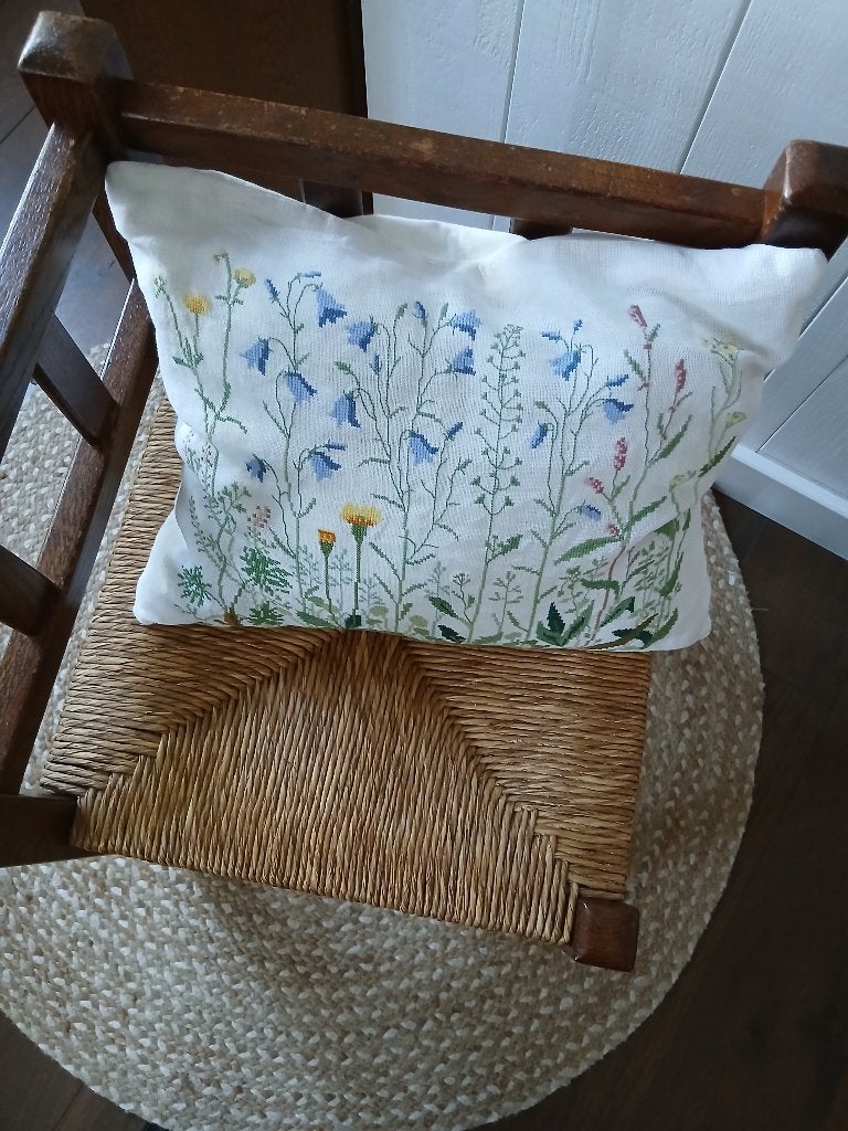 Vintage hoekstoel met rieten zitting, Huis en Inrichting, Ophalen, Gebruikt, Bruin, Vintage