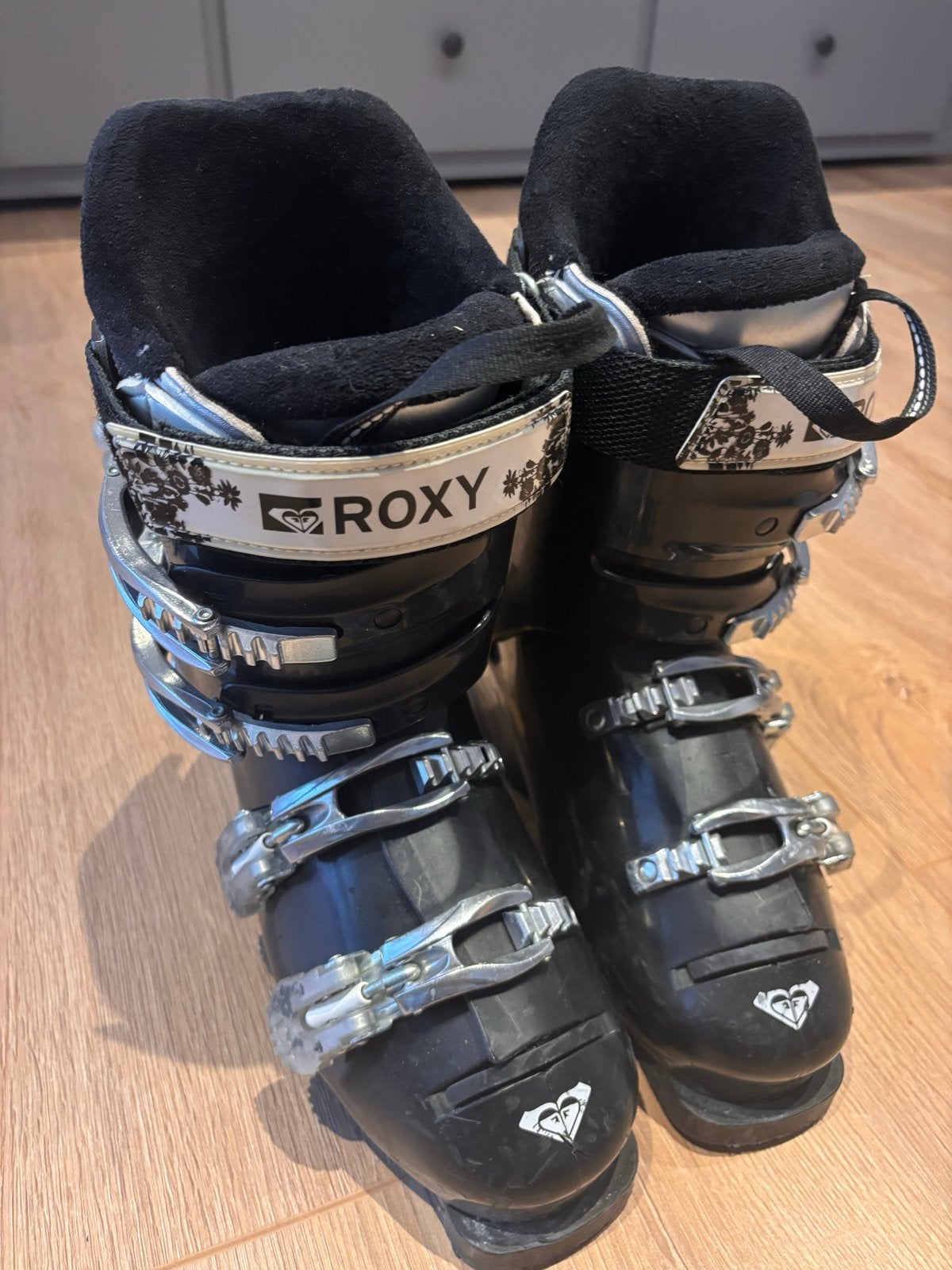 Roxy skischoenen maat 25,5 / skischoen dames, Sport en Fitness, Overige merken, Gebruikt, Schoenen, Ophalen of Verzenden