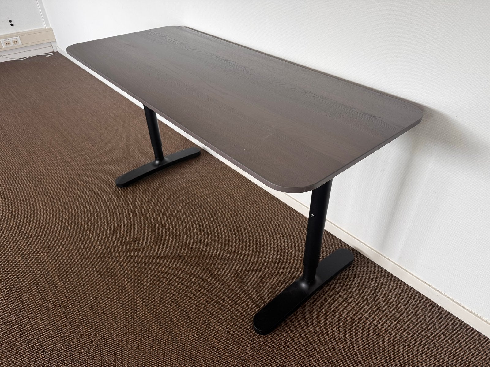 Ikea Bekant bureau, zo goed als nieuw, Ophalen, Hout, Zo goed als nieuw, Computerbureau