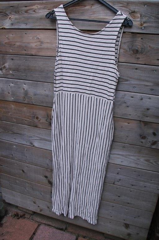 Jurk beige/ zwart Elvine mt M Vaste prijs, Maat 38/40 (M), Zwart, Elvine, Ophalen of Verzenden