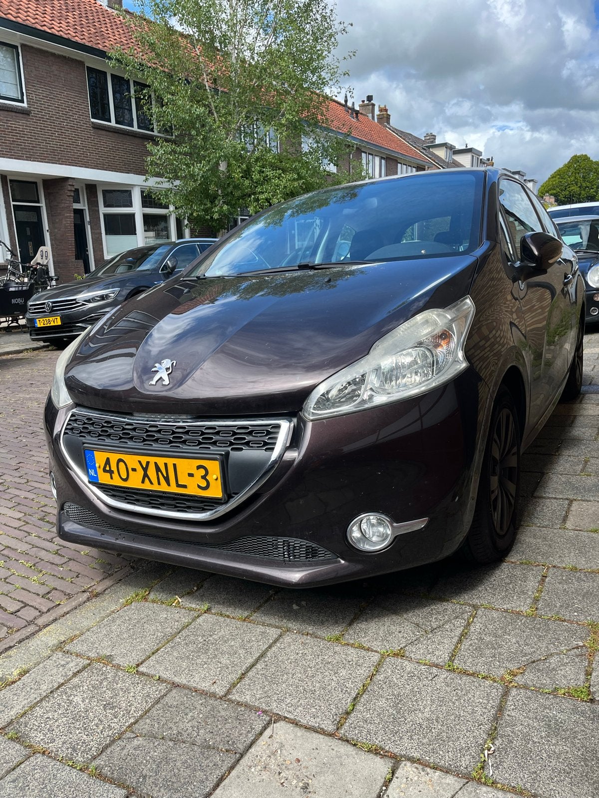 Peugeot 208 1.4 VTI 70KW/95PK 3-D 2012 Rood, Auto's, Peugeot, Voorwielaandrijving, Origineel Nederlands, Handgeschakeld, Hatchback