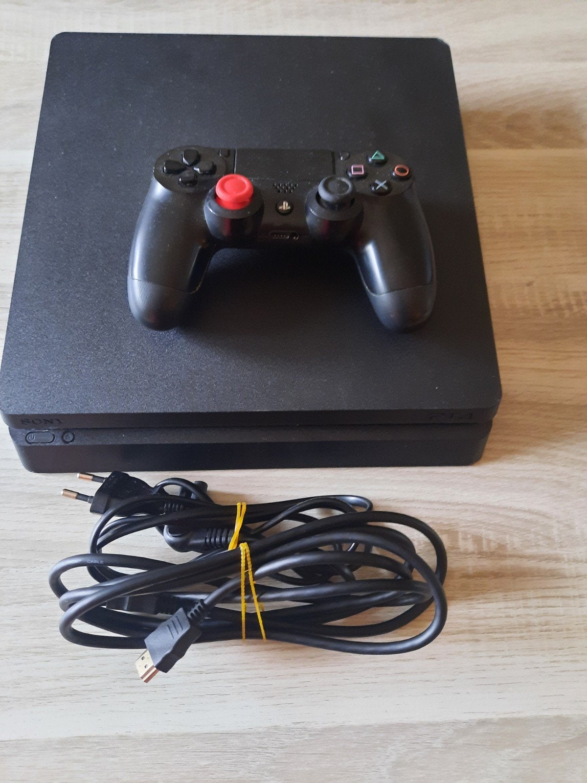 PS4 slim met 9 games, Spelcomputers en Games, Spelcomputers | Sony PlayStation 4, Ophalen, Zo goed als nieuw, Met 1 controller