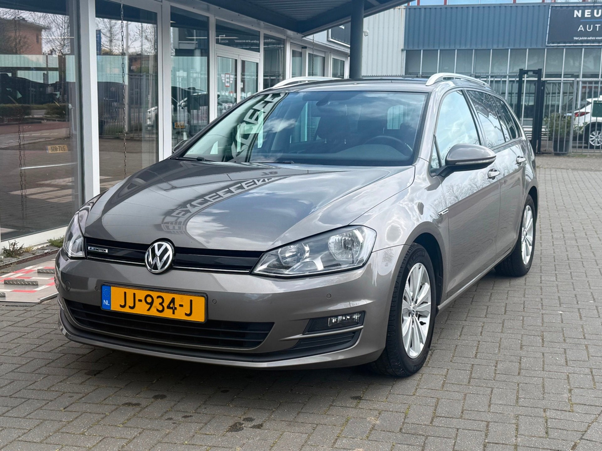 Volkswagen Golf Variant 1.0 TSI Comfortline-Navigatie-Automa, Stof, Gebruikt, 1210 kg, 116 pk