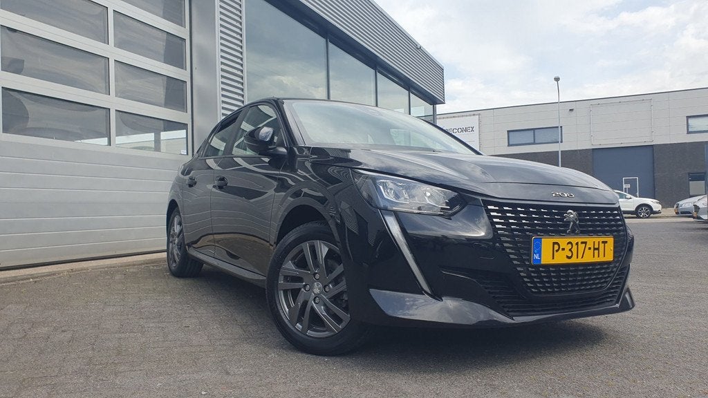 Peugeot 208 1.2 PureTech Active Pack, Voorwielaandrijving, Euro 6, 1199 cc, Zwart