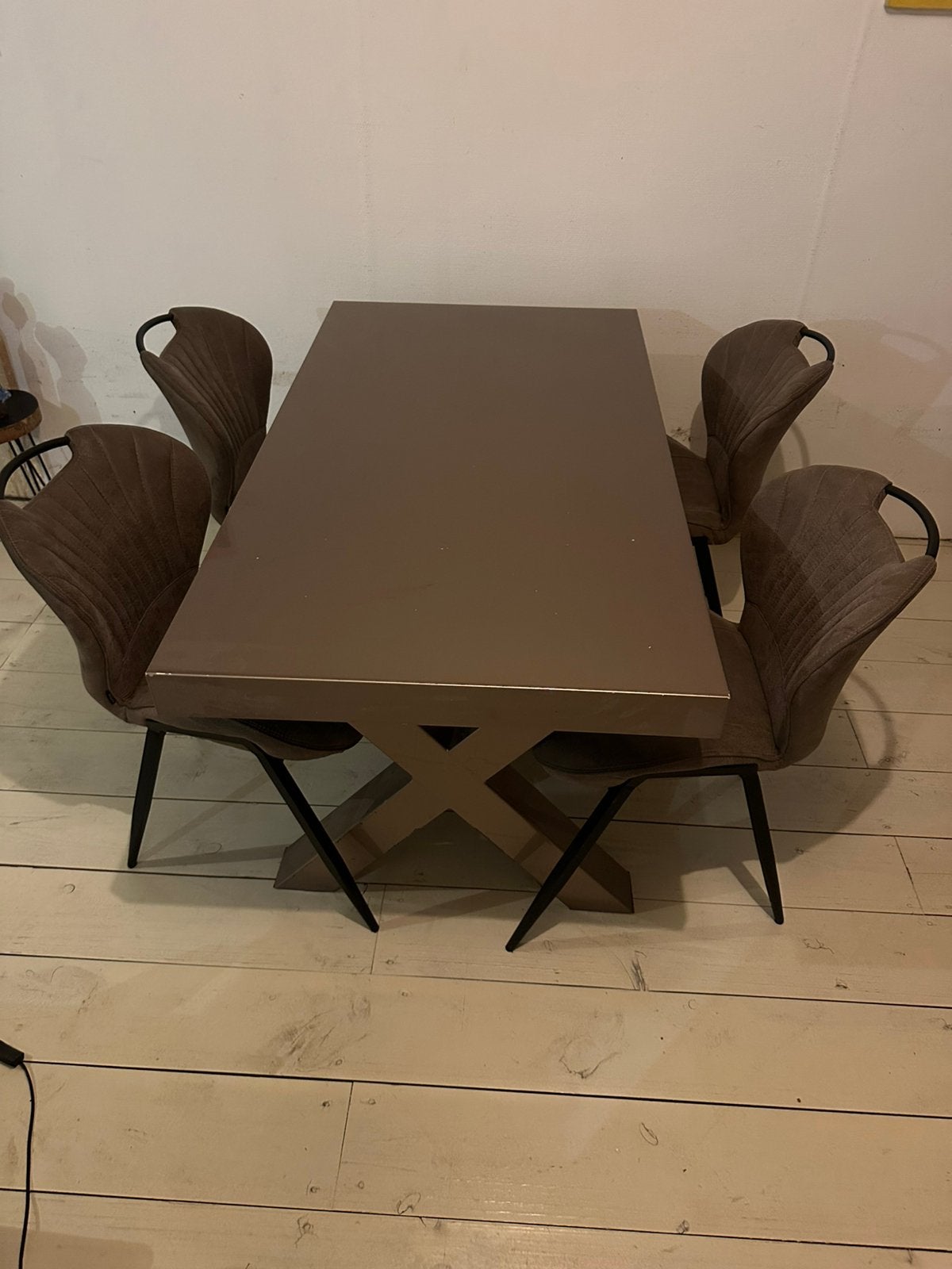 Eric kuster style Eettafel + stoelen + tvkast + sallon tafel, Ophalen, Gebruikt, 4 tot 6 stoelen