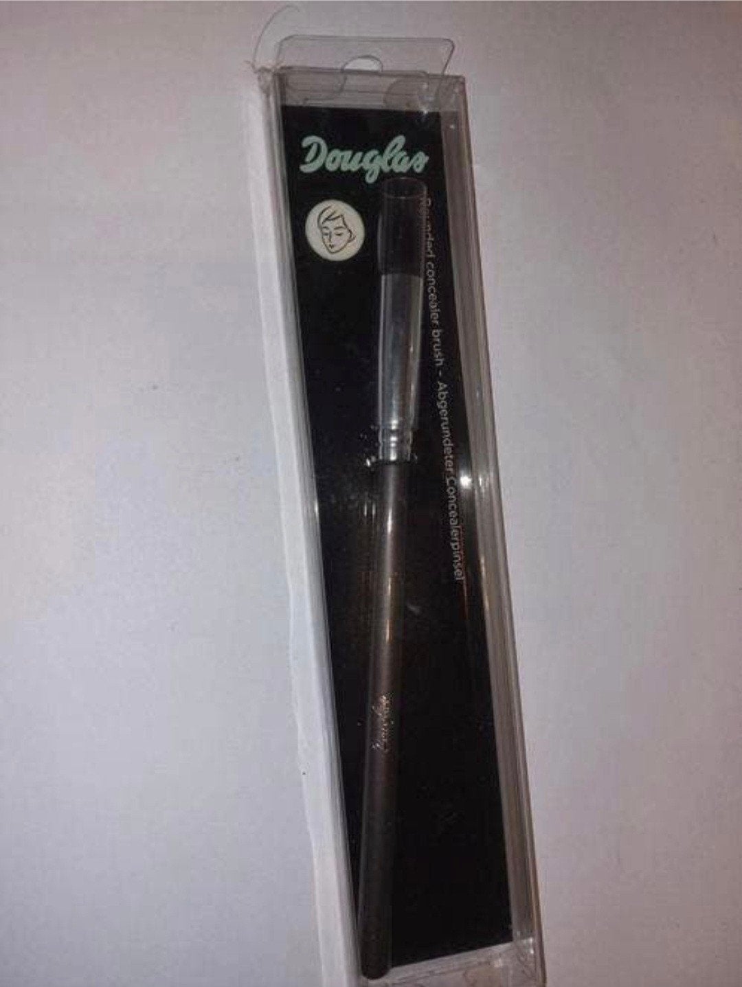 Nieuwe concealer brush Douglas (advr 164), Gehele gezicht, Zwart, Nieuw, Ophalen of Verzenden