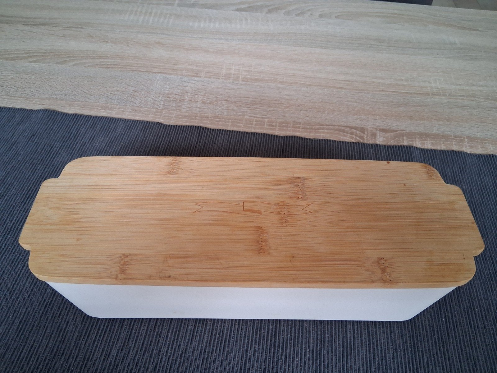 Peperkoek bak met houten deksel, Huis en Inrichting, Ophalen, Gebruikt, Hout, Broodtrommel