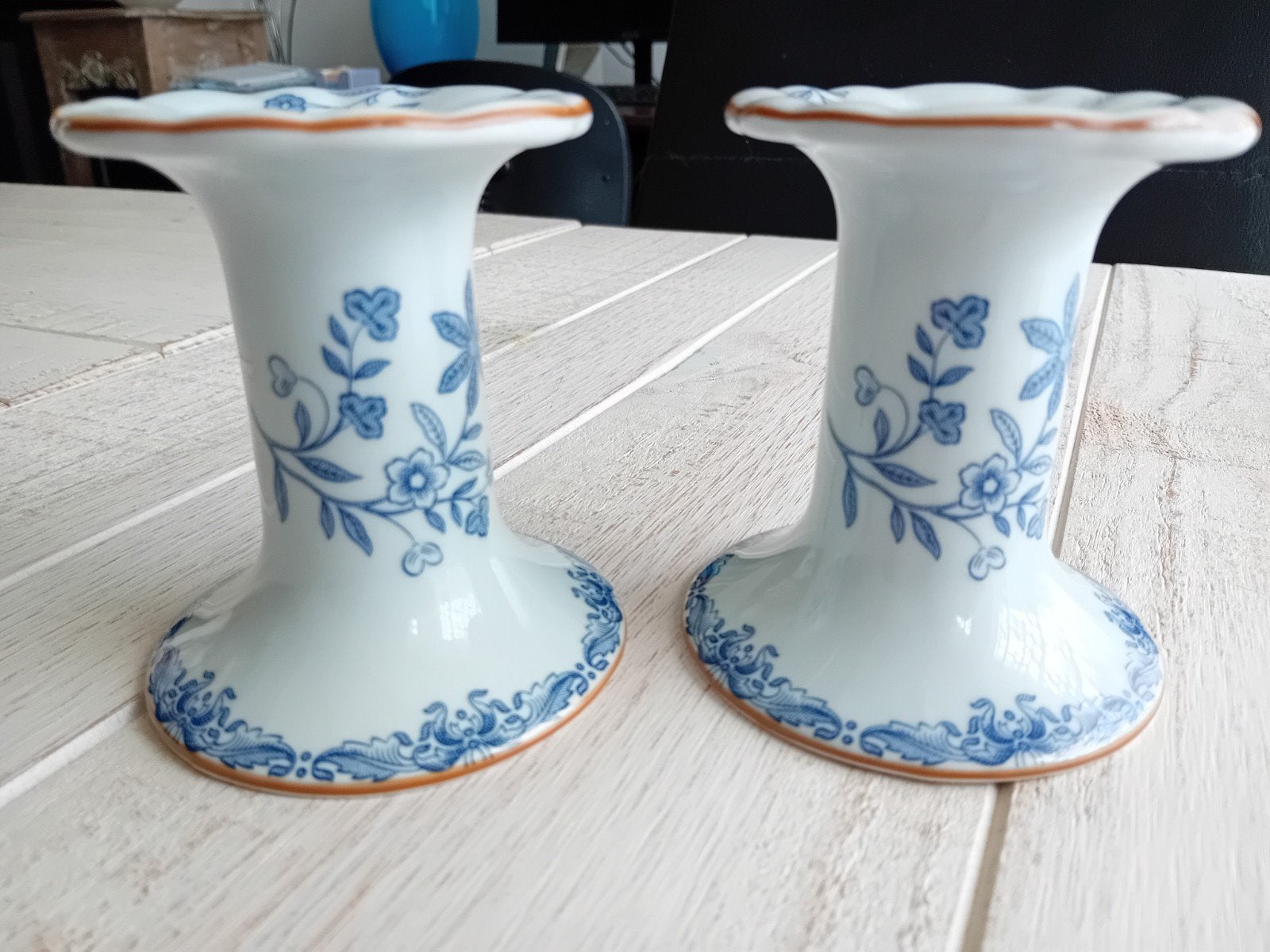 2 hoge porseleinen kandelaars Rorstrand Ostindia puntgaaf.
H, Overige typen, Ophalen of Verzenden, Zo goed als nieuw, Overige stijlen