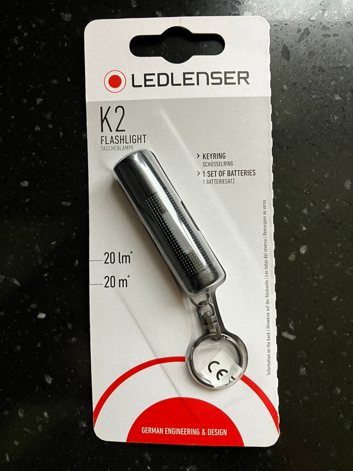 Ledlenser K2 Sleutelhanger Zaklamp - Nieuw in verpakking, Caravans en Kamperen, Ophalen of Verzenden, Nieuw, Batterij