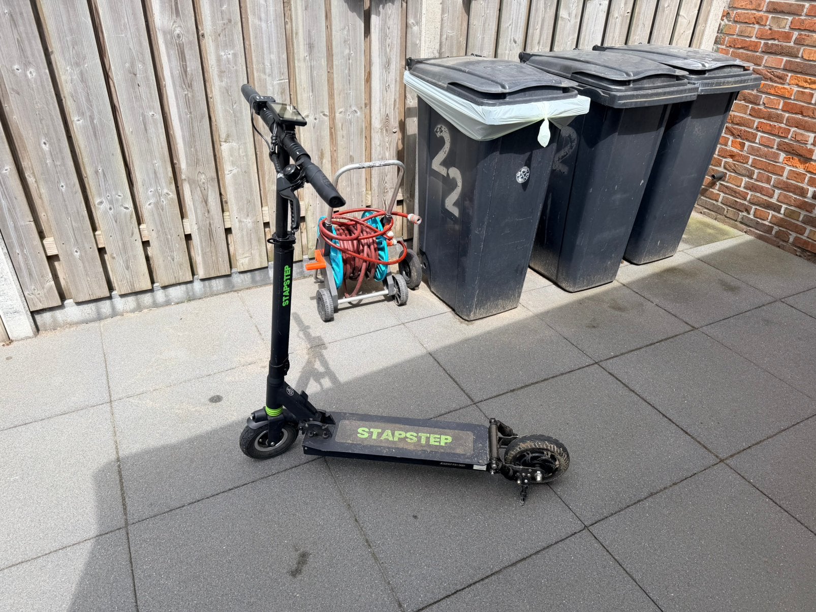 Stapstep legaal in nederland, Ophalen of Verzenden, Zo goed als nieuw, Elektrische step (E-scooter)