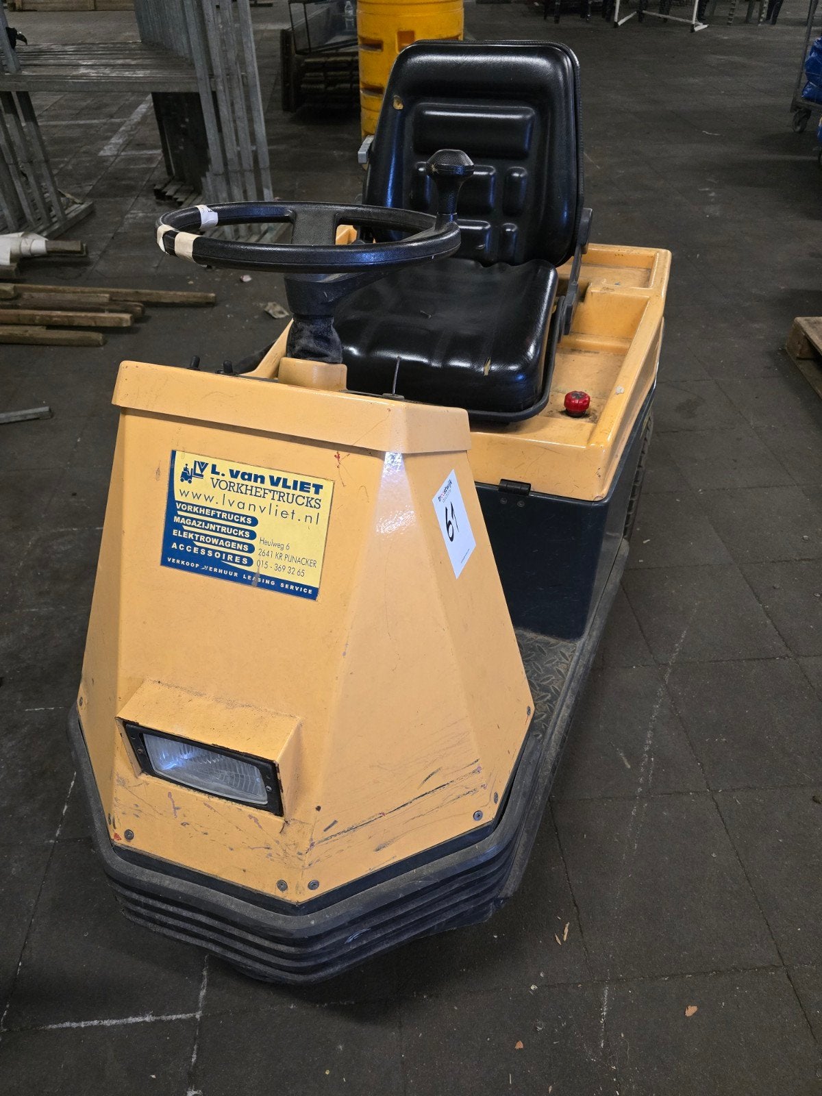 Compacte elektrische trekker spijkstaal, Ophalen of Verzenden