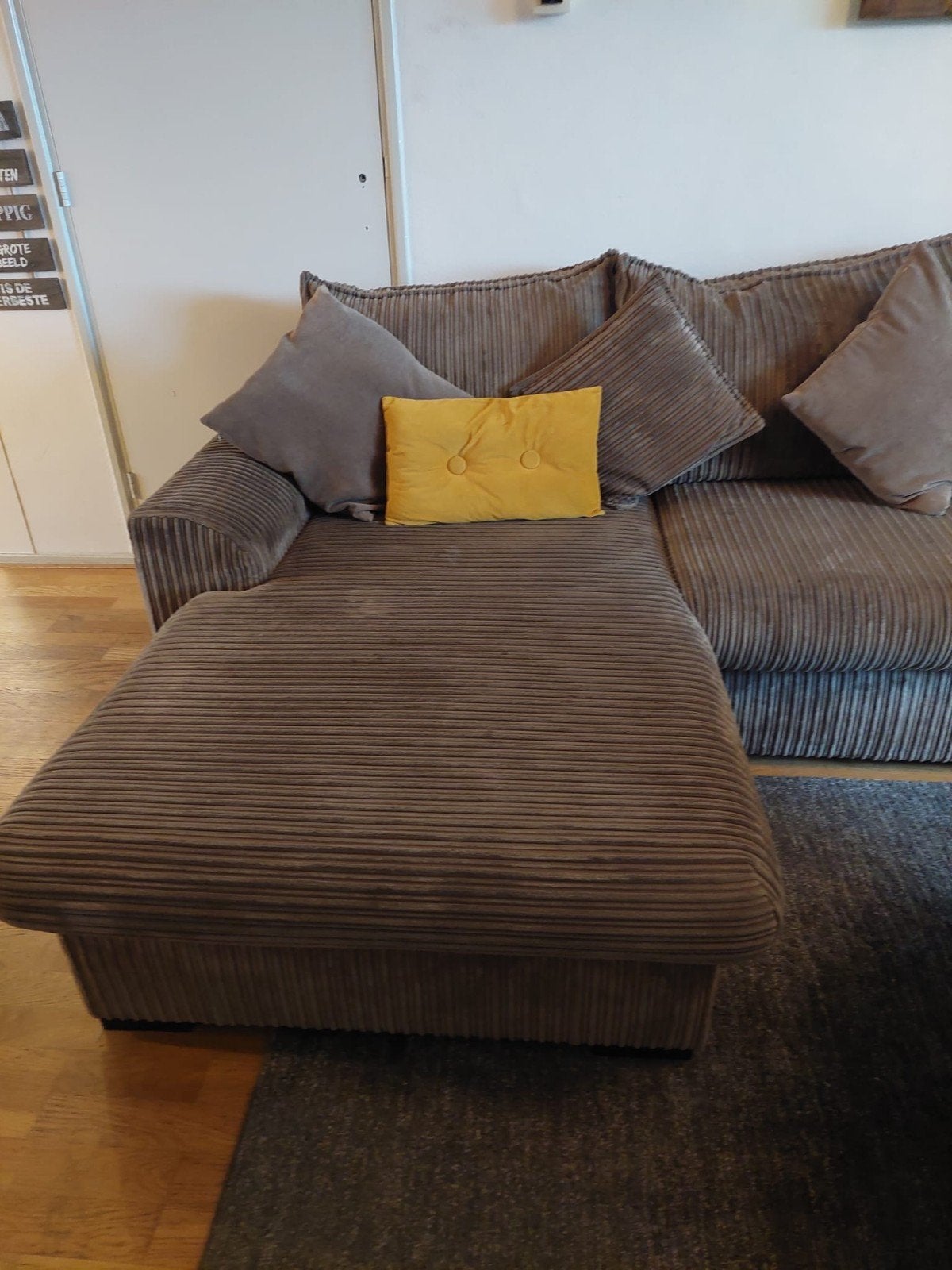 XXL U-bank – Brede ribstof taupe, Huis en Inrichting, Ophalen of Verzenden, Gebruikt, Vierpersoons of meer