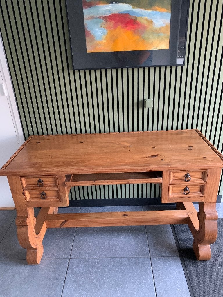 Houten Bureau Mexicaanse uitvoering, Ophalen, Zo goed als nieuw