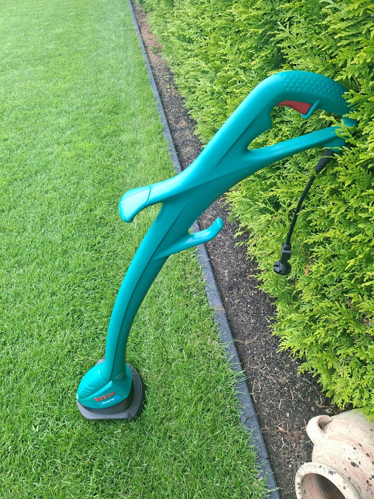 Bosch ART 23 Easytrim grastrimmer - in prima staat, Tuin en Terras, Ophalen
