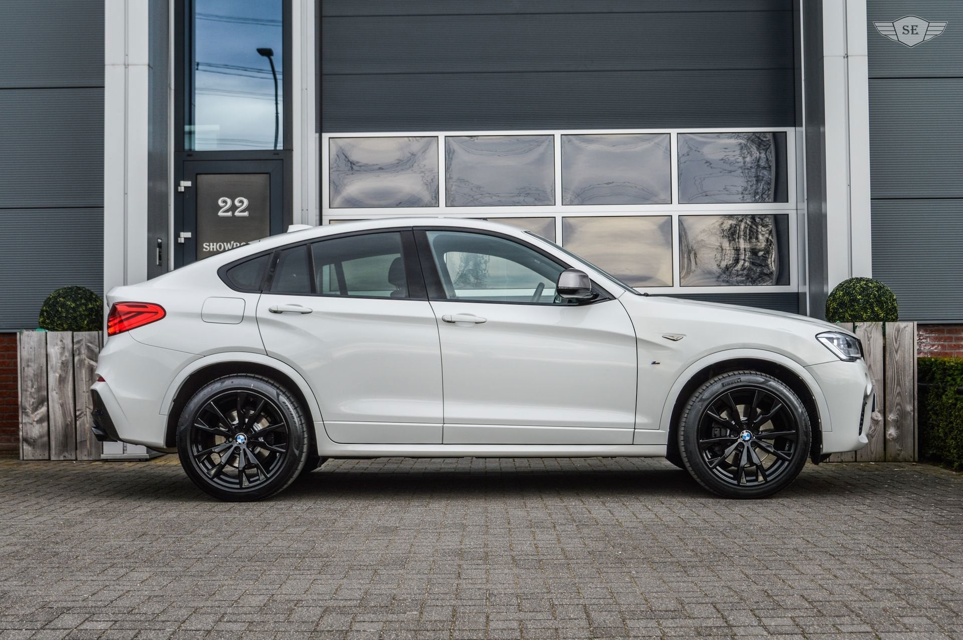 BMW X4 M40i |High Executive|H&K|MEMORY|PANO|TREKHAAK|TOPSTAA, Automaat, Dealer onderhouden, Gebruikt, 2000 kg