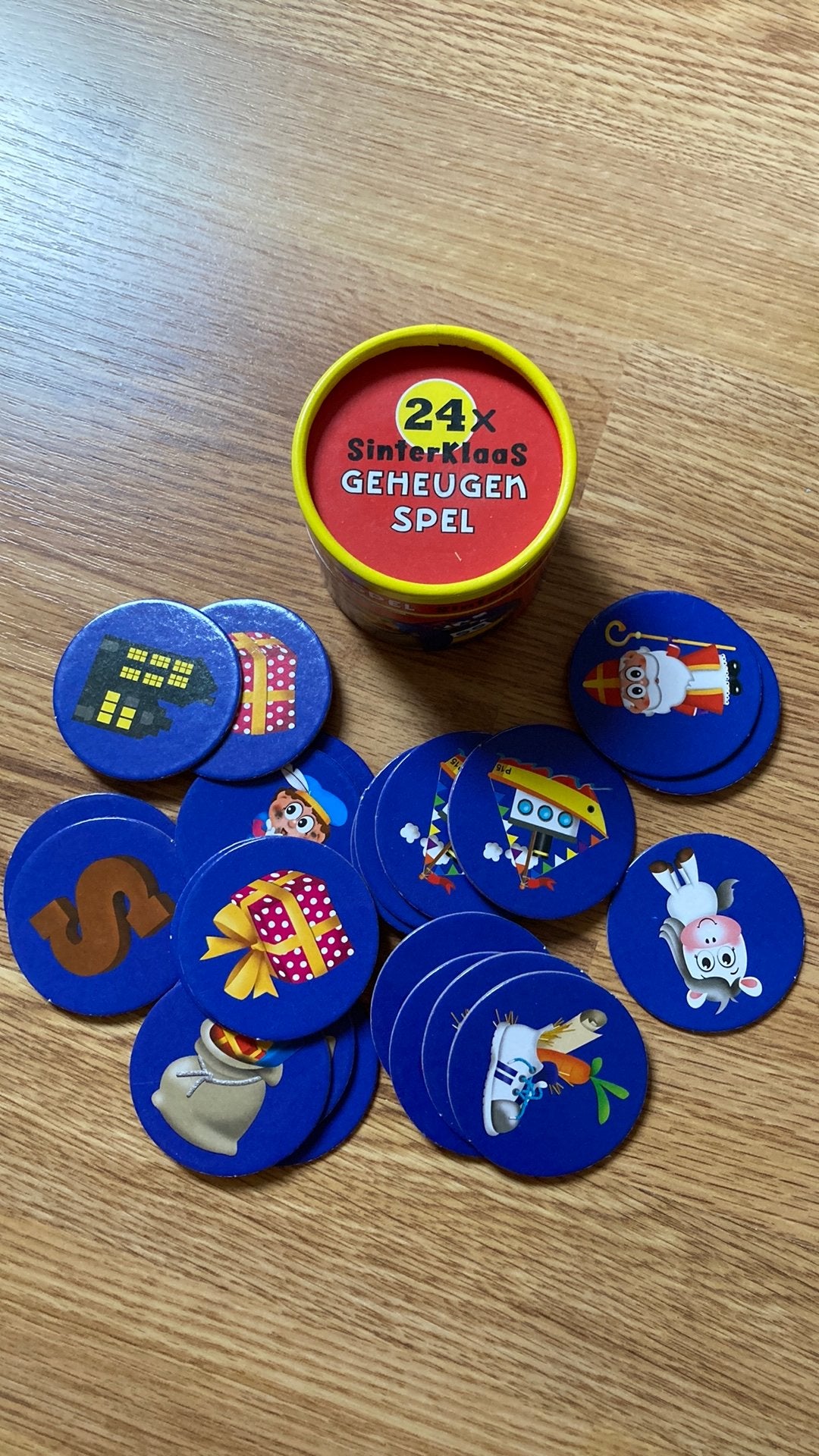 Sinterklaas memory, Vijf spelers of meer, Ophalen of Verzenden, Zo goed als nieuw