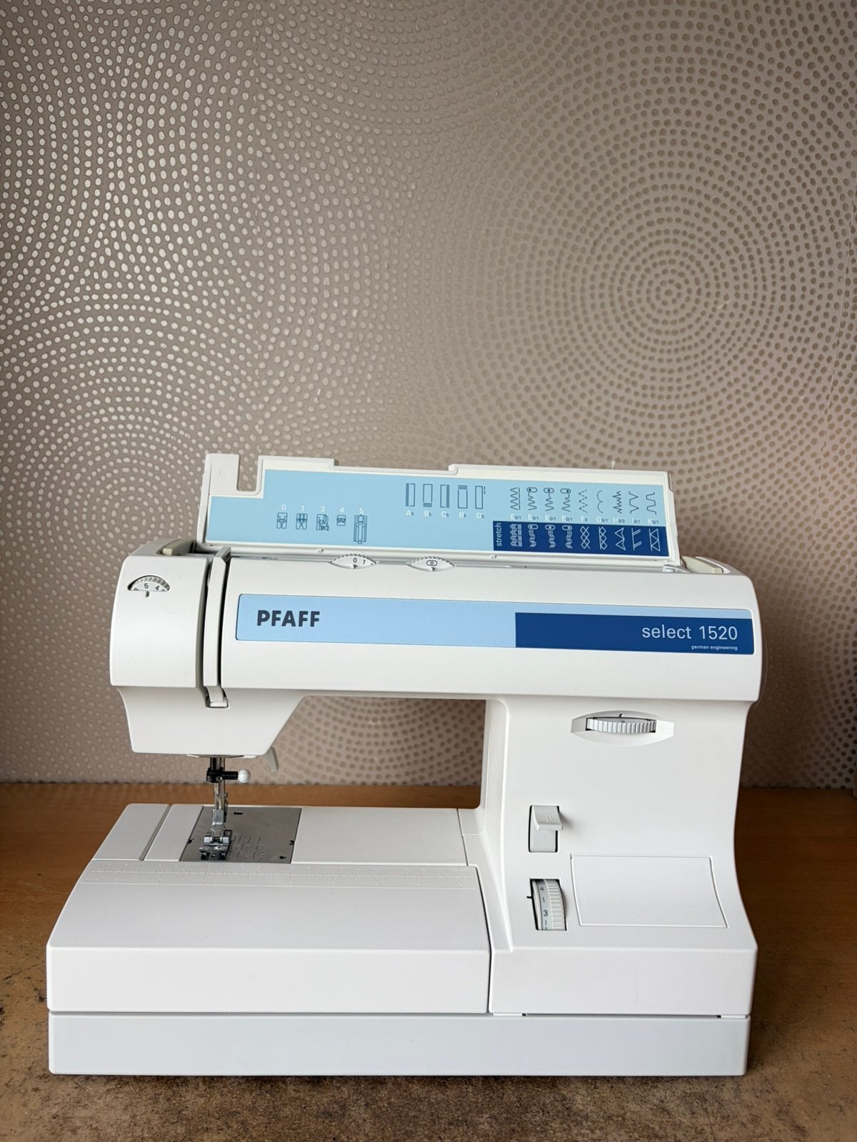 NAAIMACHINE PFAFF SELECT 1520 IN NIEUWSTAAT, Ophalen of Verzenden, Zo goed als nieuw, Naaimachine, Pfaff