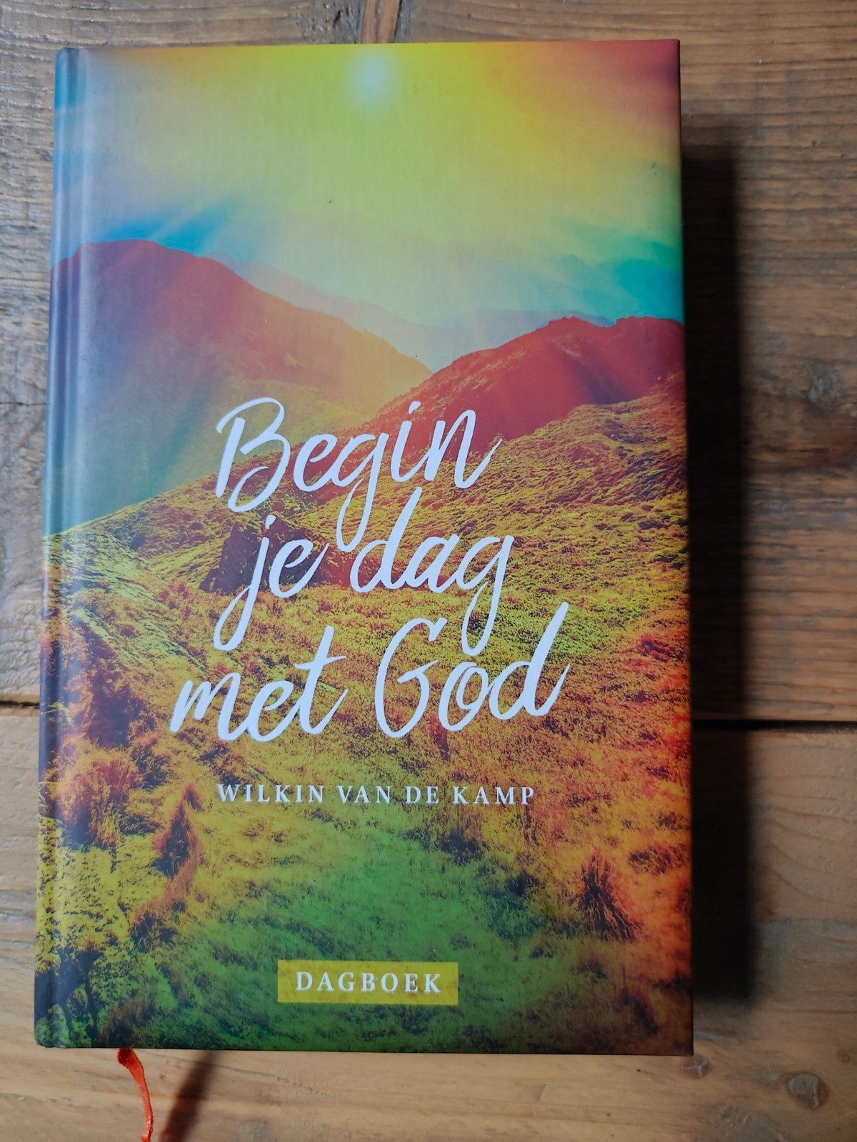 Begin je dag met God.   Dagboek., Ophalen of Verzenden, Zo goed als nieuw