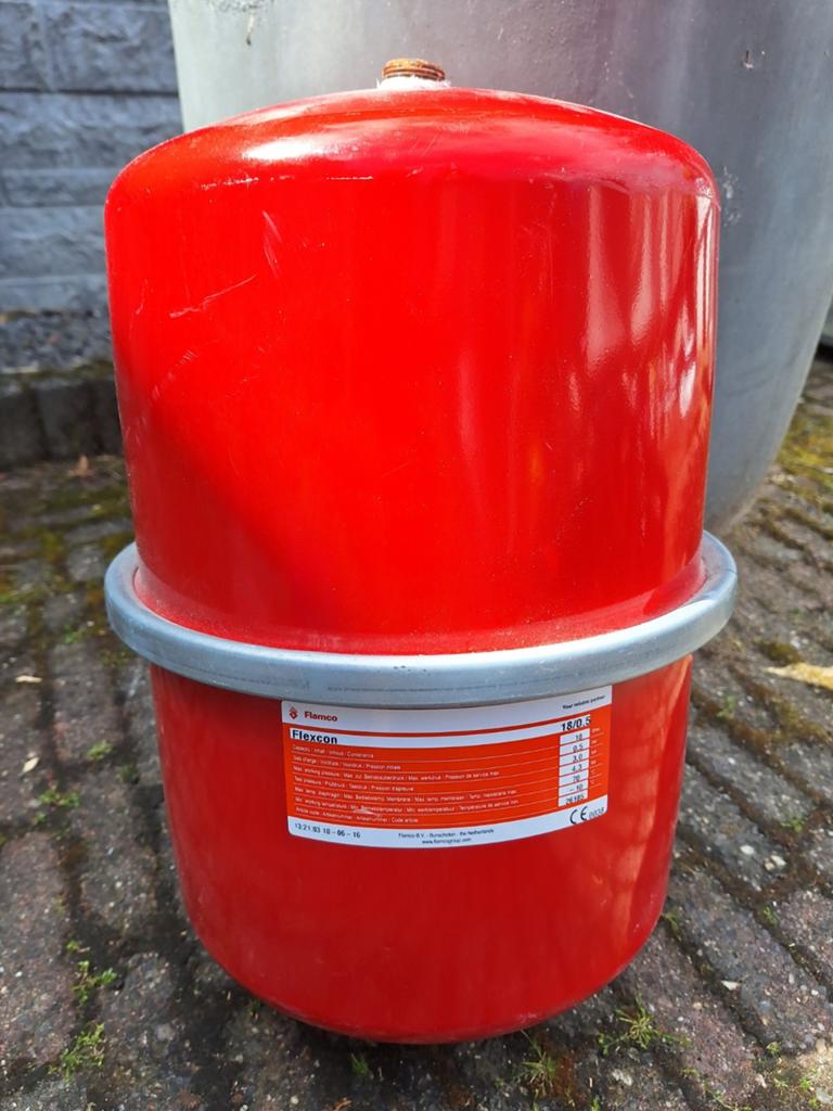 Flamco Flexcon Drukvat CV Ketel 18/0.5, Doe-het-zelf en Verbouw, Verwarming en Radiatoren, 30 tot 80 cm, Gebruikt, Overige typen