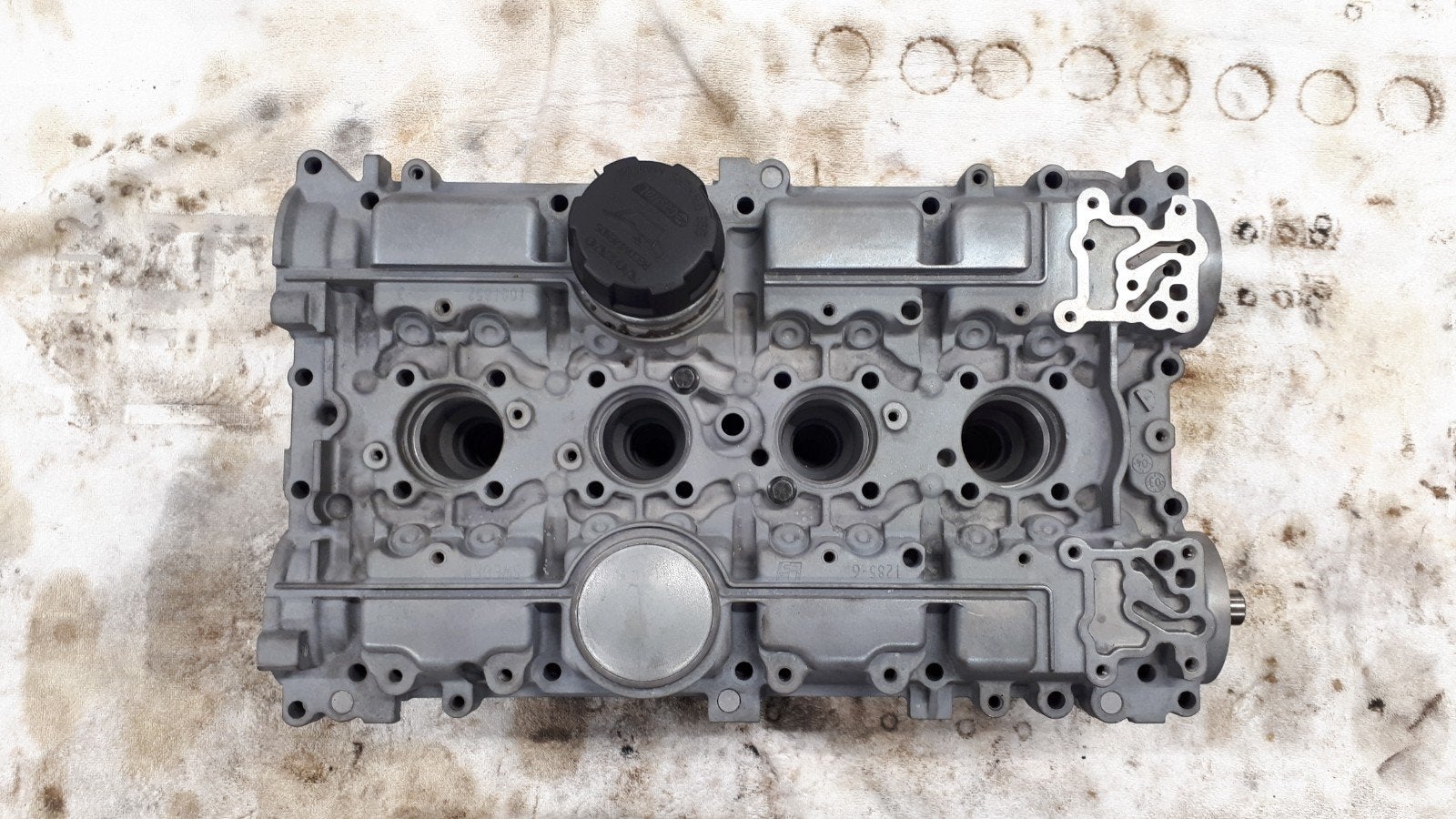 Volvo Cilinderkop B4184S2 B4204S2 B4204T2 B4204T3 B4204T5, Auto-onderdelen, Motor en Toebehoren, Ophalen, Volvo