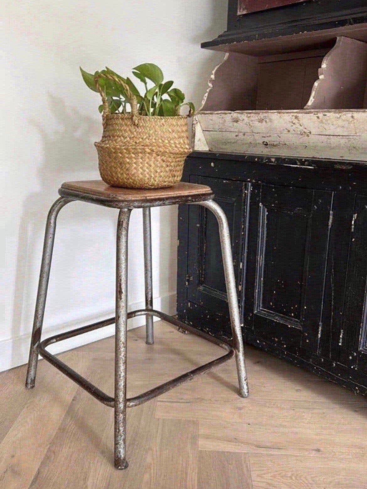 Industriele kruk / bijzettafel vintage, Ophalen, Gebruikt, Hout