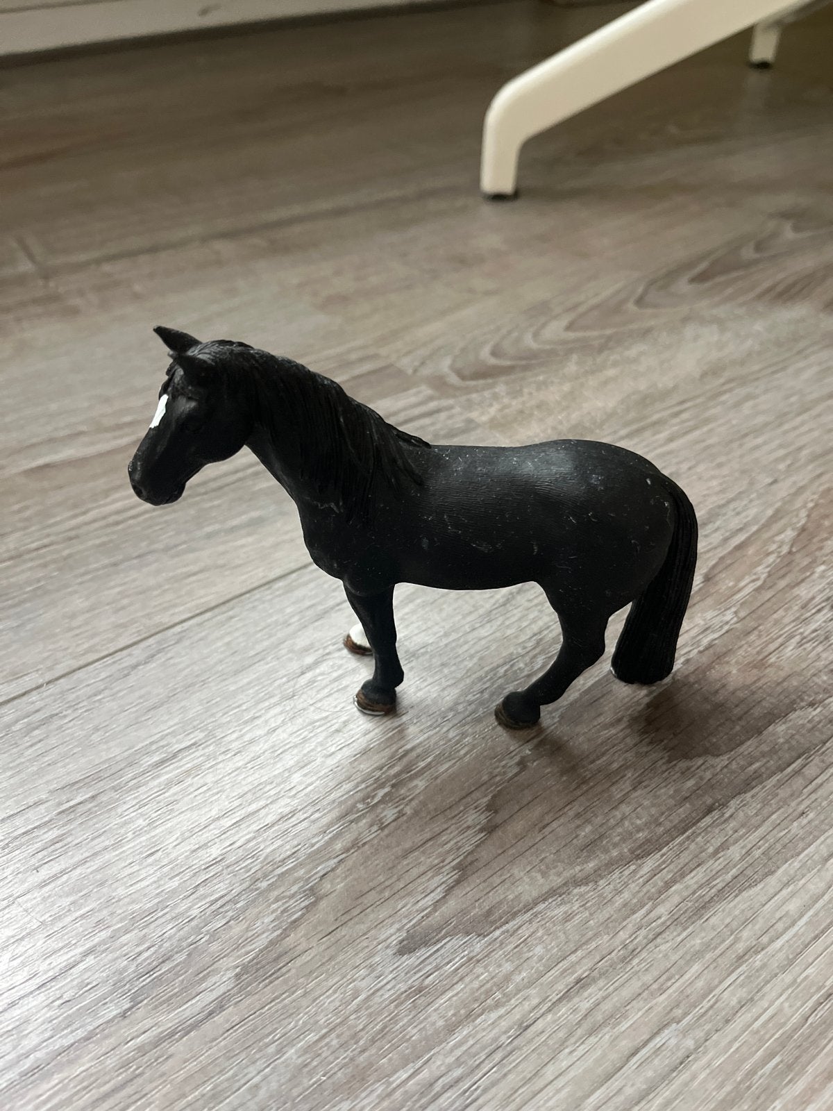 Schleich paard zwart met witte bles, Ophalen of Verzenden, Gebruikt