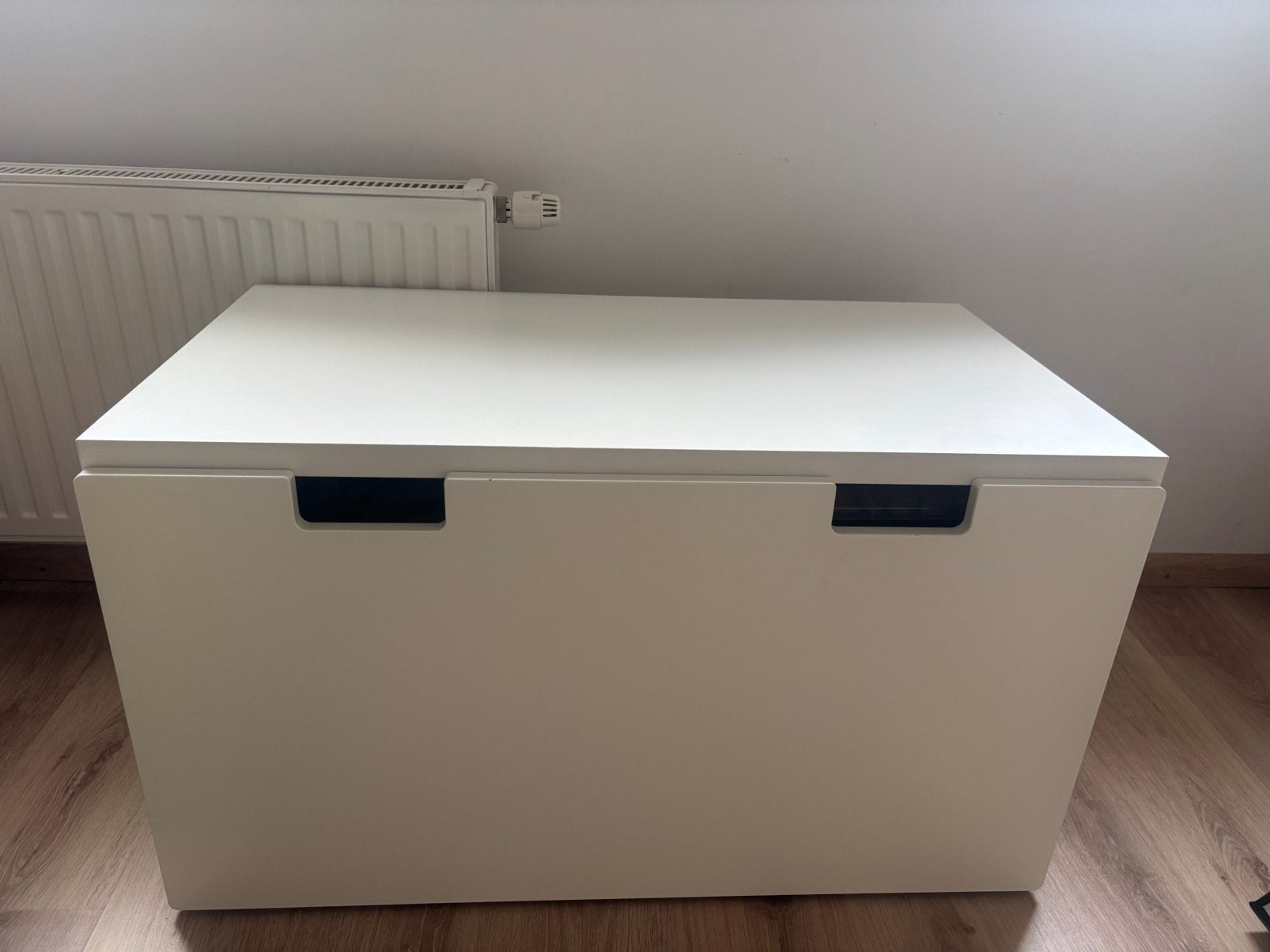 Ikea stuva / smastad tafel en opbergkist / speelgoedkist, Ophalen, 50 – 75, 50 tot 100 cm, Zo goed als nieuw