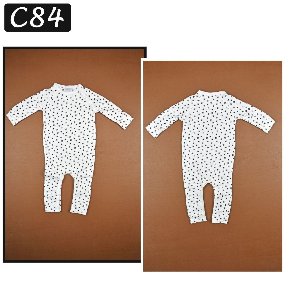 (C84) Maat 62/68. Dun kruippakje, Ophalen of Verzenden, Zo goed als nieuw, Pakje, NewBorn NightWear
