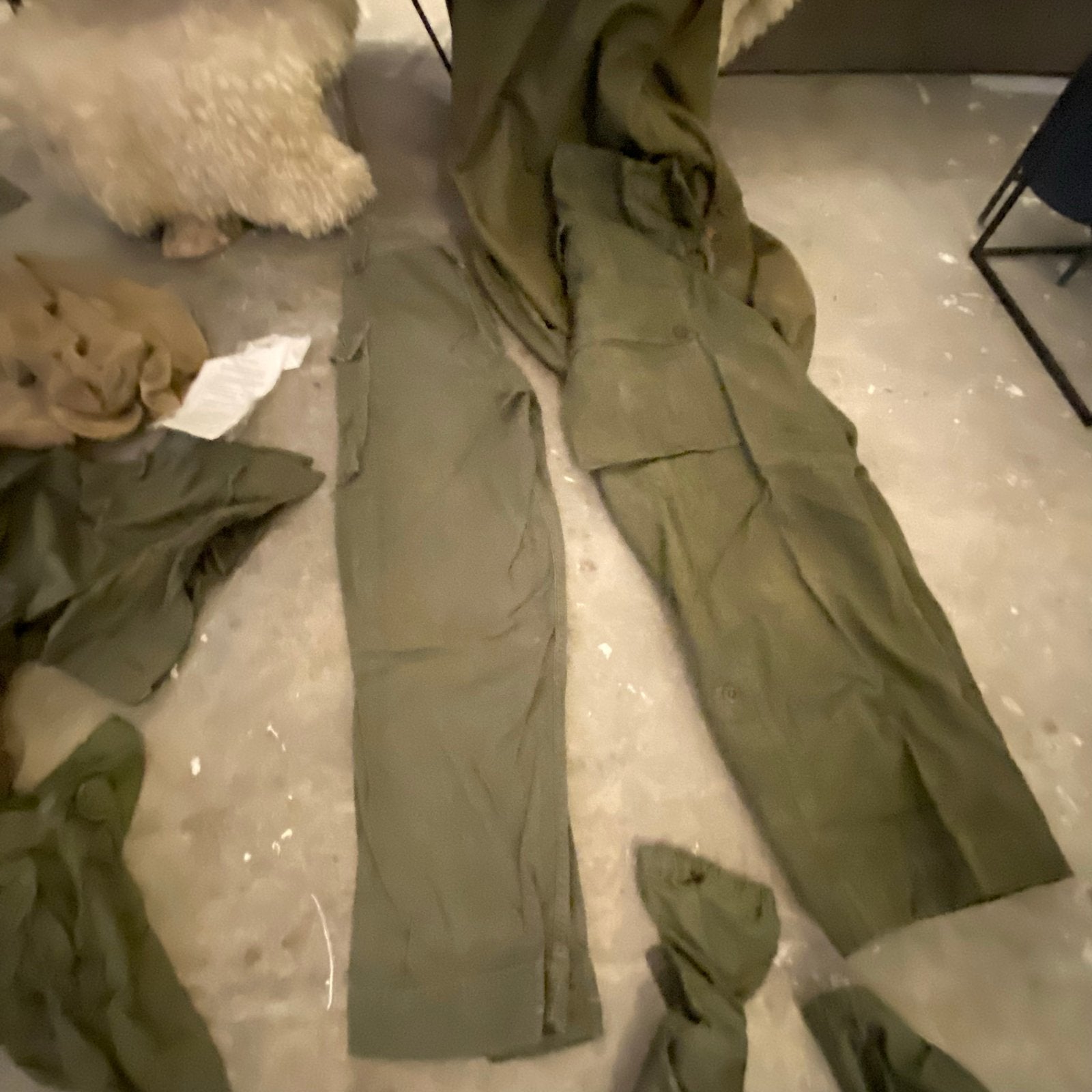 Militaria collectie: Tassen,veldfles, mes,schep en veel meer, Verzamelen, Ophalen, Landmacht, Nederland, Overige typen