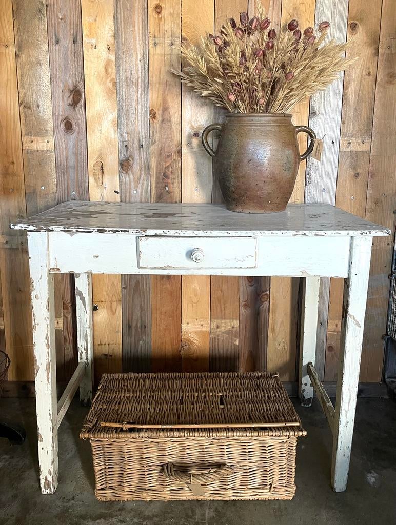 Brocante oud Frans houten tafeltje / tafel met laatje, Antiek en Kunst, Curiosa en Brocante, Ophalen