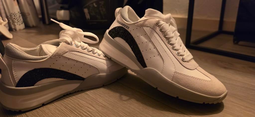 Dsquared2 Sneakers - Stijlvolle Witte Gympen maat 36, Kleding | Dames, Schoenen, Wit, Nieuw, Ophalen of Verzenden, Sneakers of Gympen