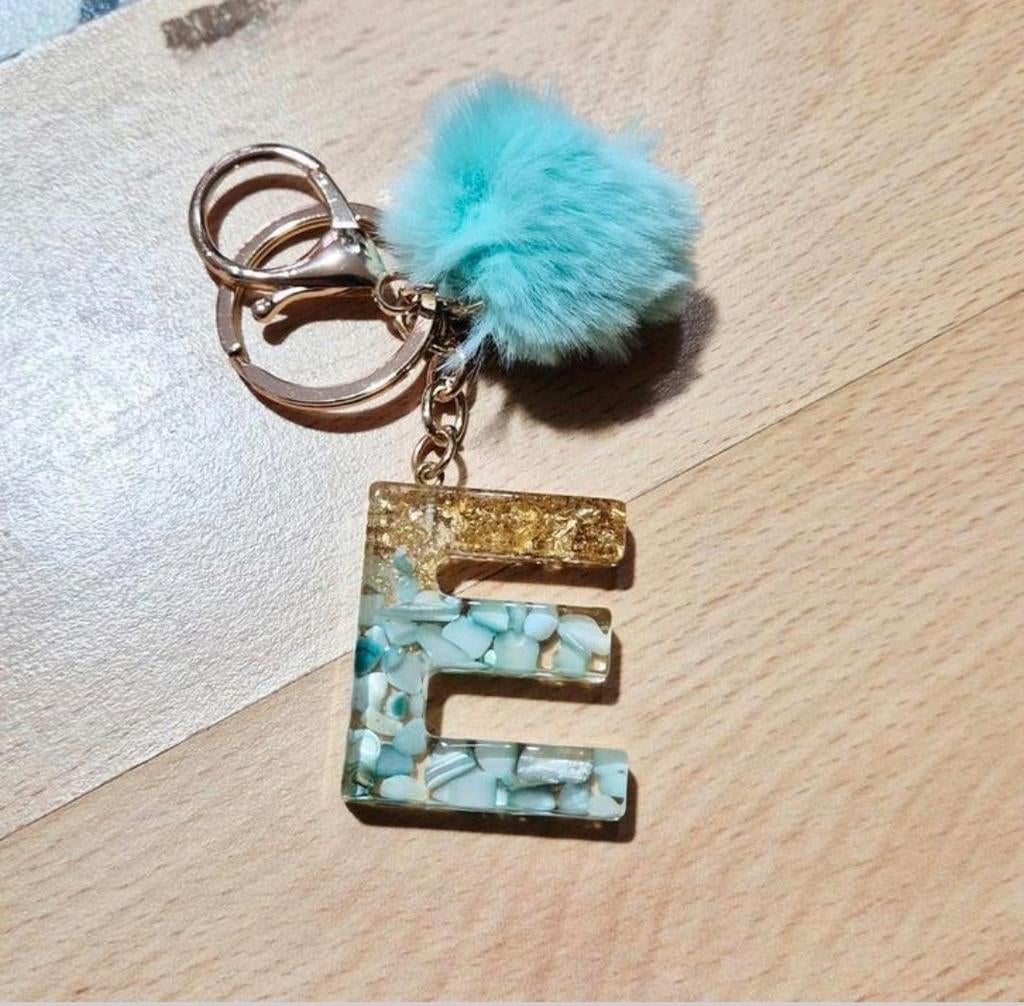 Nieuwe alfabet sleutelhanger letter E of L, Ophalen of Verzenden, Nieuw, Knuffel of Figuurtje