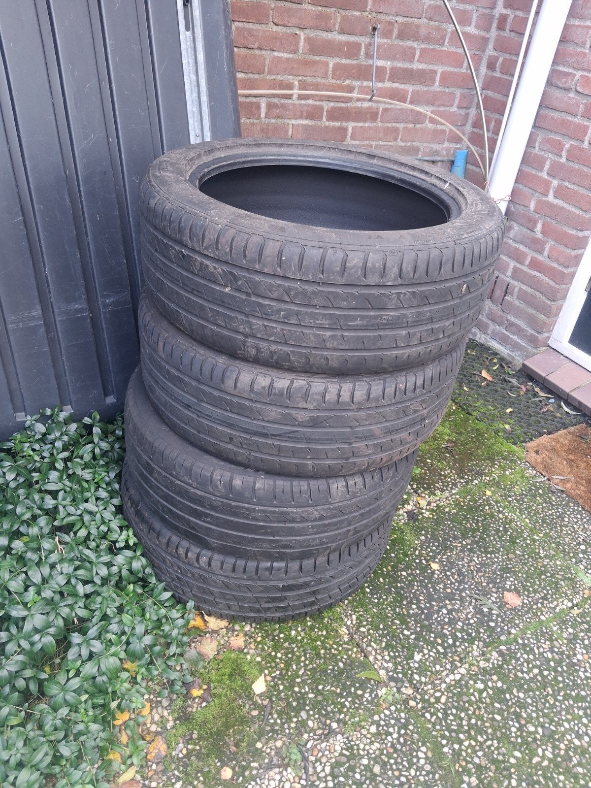 Zomerbanden R17 - Goede staat, Gebruikt, 17 inch, Ophalen of Verzenden, Band(en)