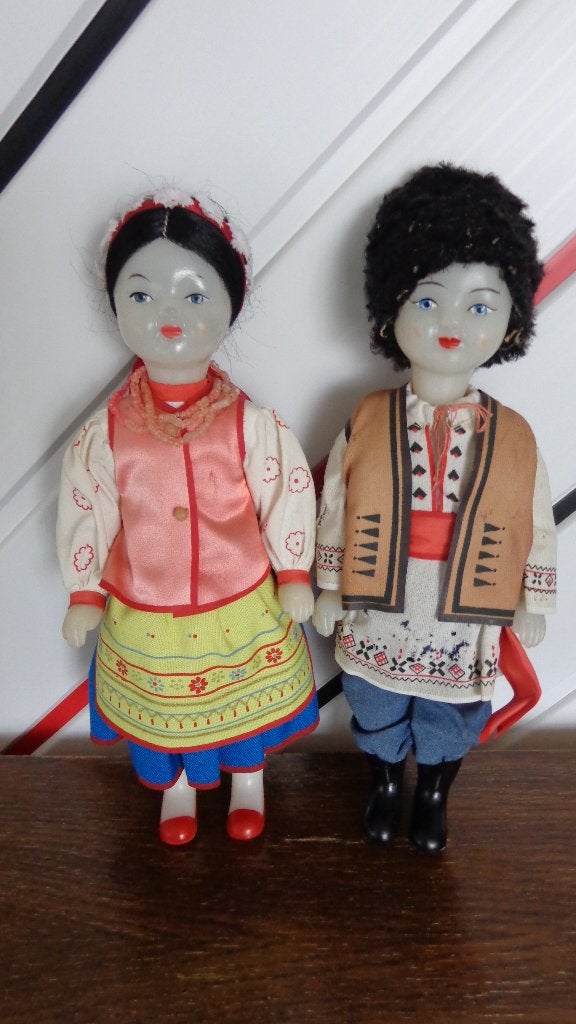 Russische poppen in klederdracht Sovjet Unie Jaren '70, Verzamelen, Poppen, Ophalen, Pop