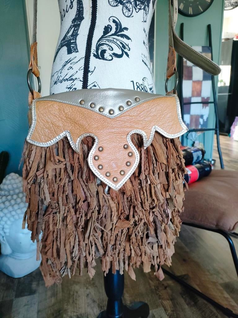 Mooie gave ph&t tas ..cowboy/Ibiza/bohemian..pretty hot and, Ophalen of Verzenden, Bruin, Leer