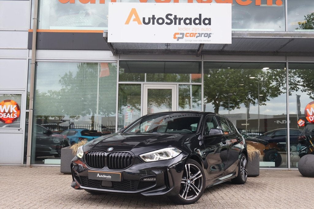 BMW 1-Serie (f40) 118i M-Sport 136pk | Virtual | Navigatie |, Auto's, BMW, 136 pk, Gebruikt, Met garantie (alle), Leder en Stof