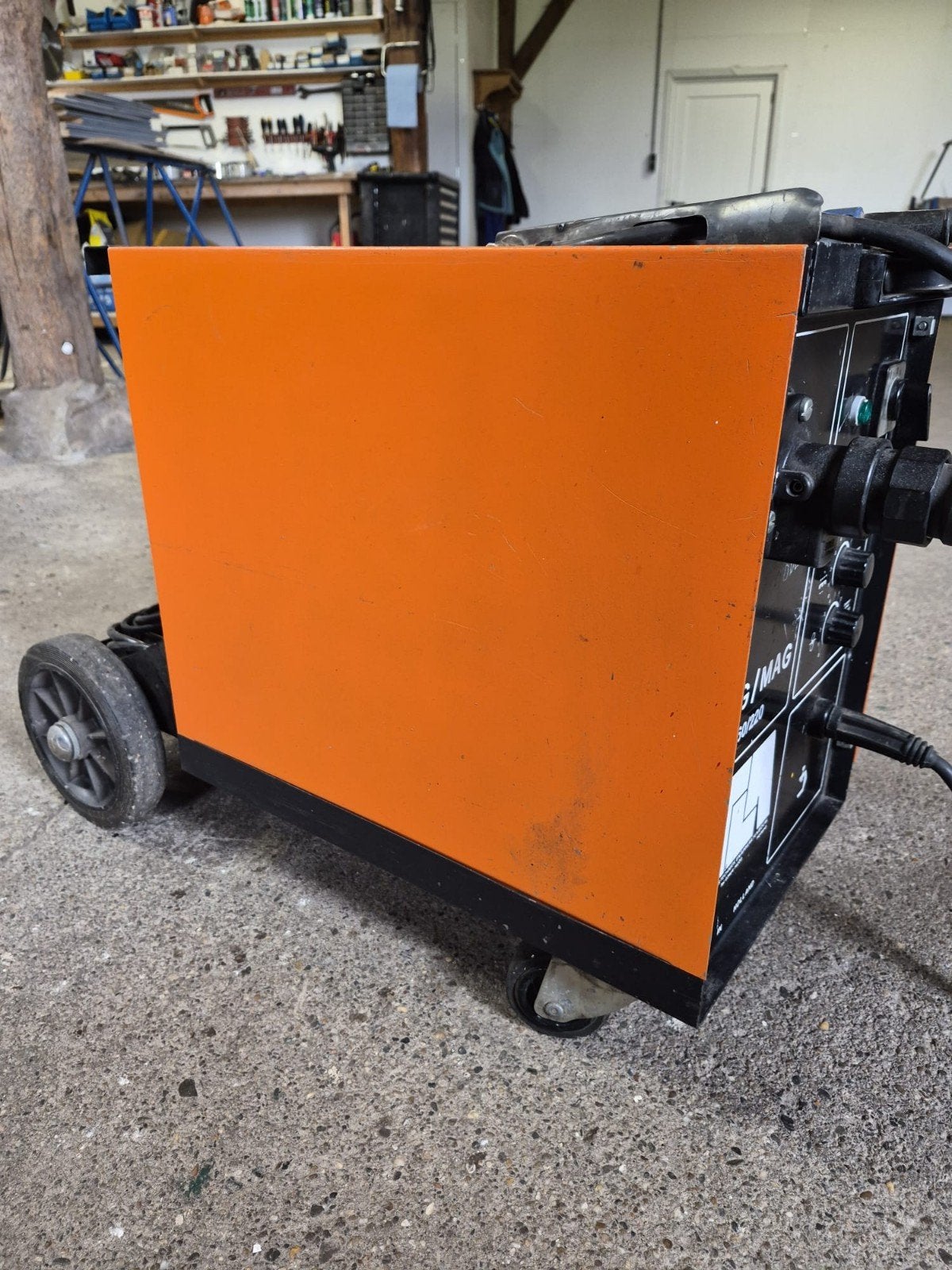 TLA MIG/MAG 160/220V Lasapparaat, Doe-het-zelf en Verbouw, Ophalen, Gebruikt, 150 tot 250 ampère, Co2