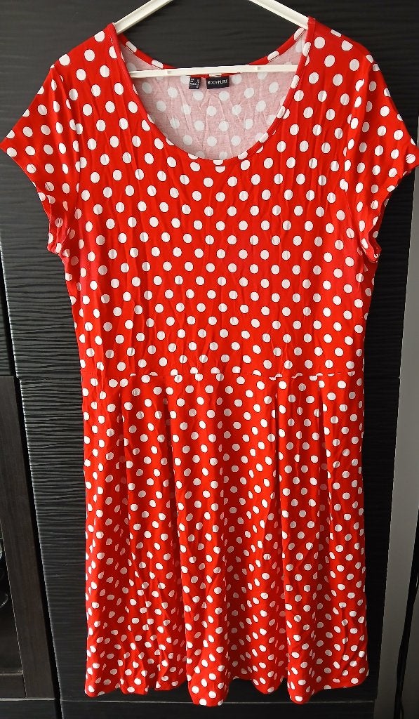 rood jurk met witte bolletjes maat 46, Kleding | Dames, Ophalen of Verzenden, Zo goed als nieuw, Meerkleurig, Jurk