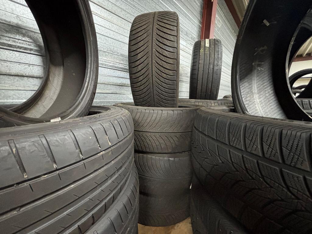Tesla Model S | Michelin | 235/40/19 | winterbanden | direct, Gebruikt, -, -, Winterbanden