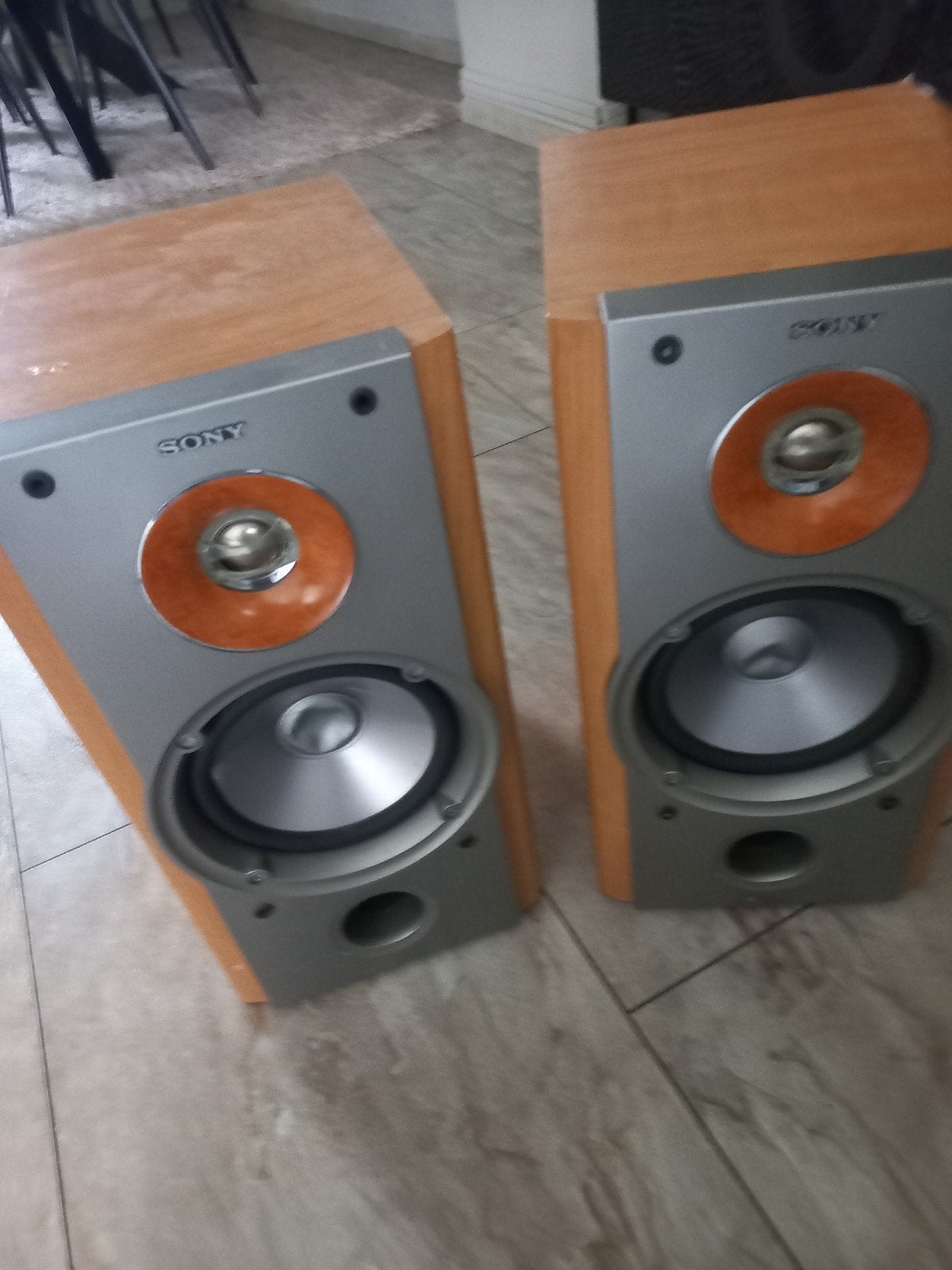 2 boxen goed geluid 25 euro, Ophalen of Verzenden, Minder dan 60 watt, Front, Rear of Stereo speakers, Overige merken