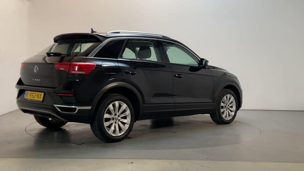 Volkswagen T-Roc 1.0 TSI Style Business Parkeersensoren Navi, Voorwielaandrijving, Stof, Gebruikt, Zwart