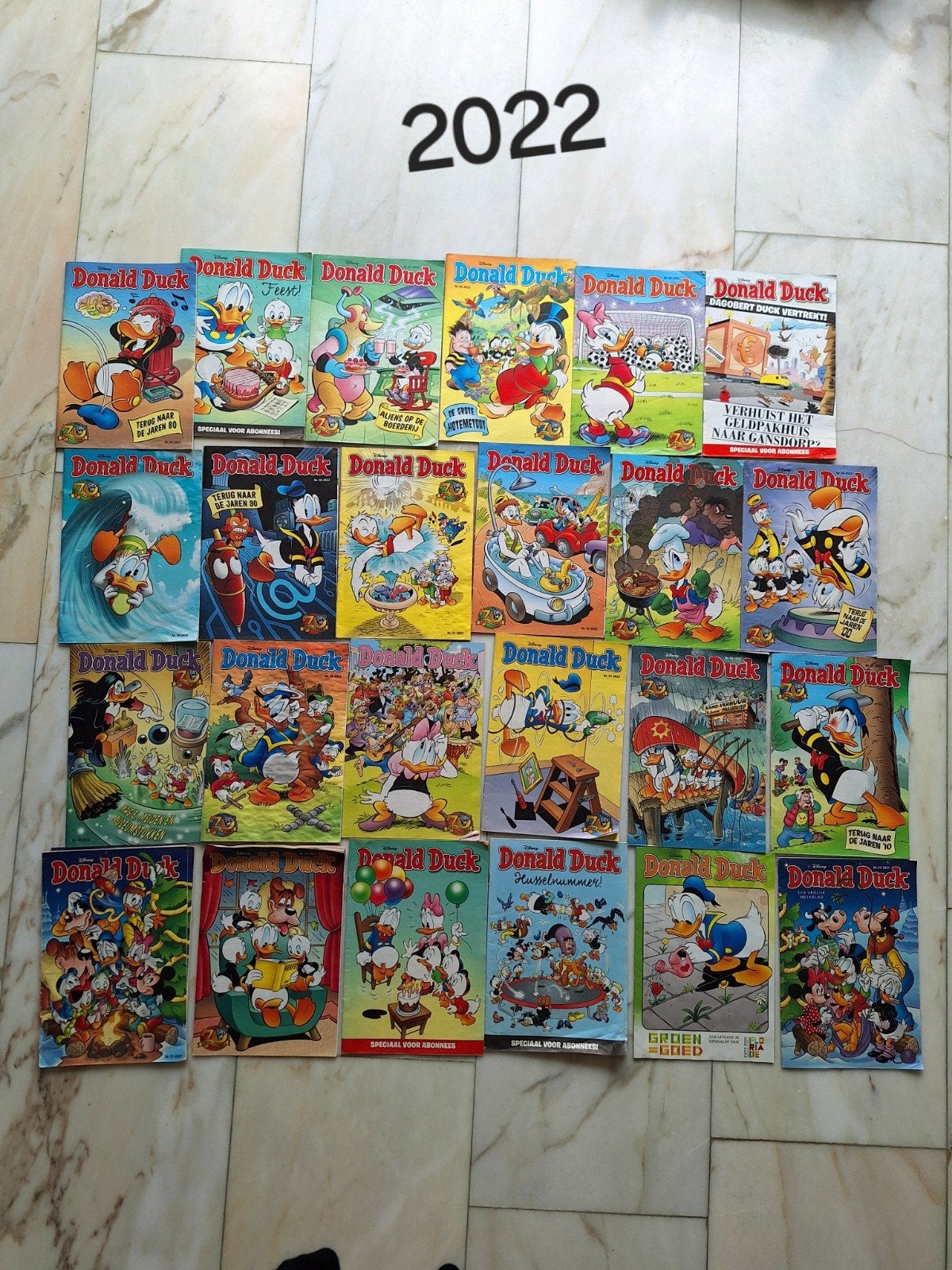 Donald Duck weekbladen 2022 (44 stuks), Meerdere stripboeken, Ophalen of Verzenden, Zo goed als nieuw