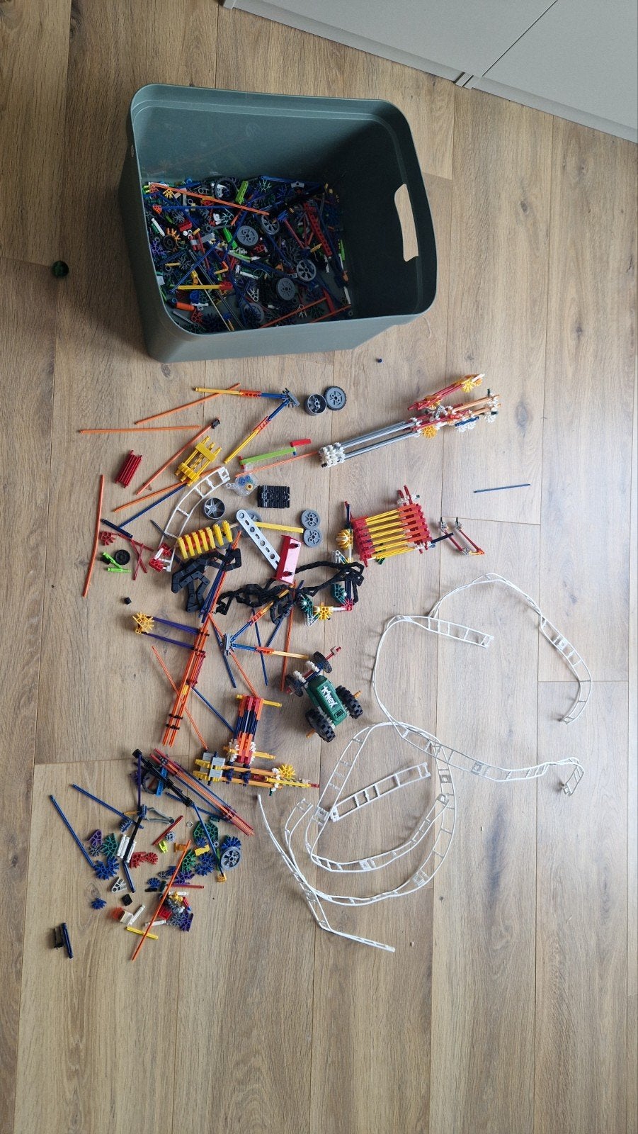 Grote doos K'nex met veel onderdelen, Ophalen of Verzenden, Gebruikt, K'nex