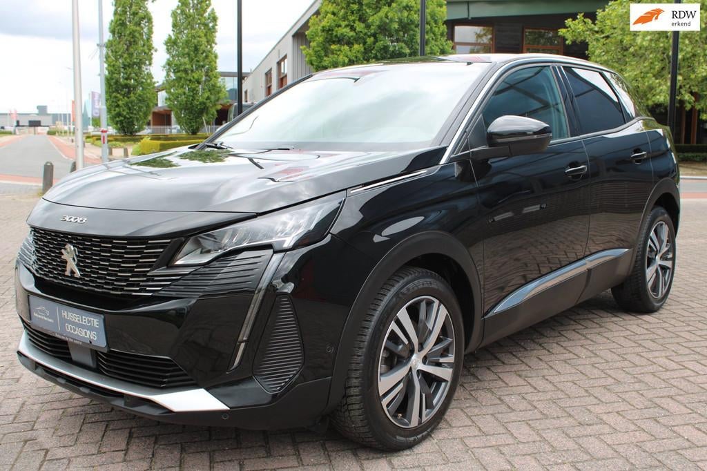 Peugeot 3008 1.2 PureTech Allure Executive NIEUWE MODEL, Voorwielaandrijving, Gebruikt, Zwart, 1199 cc