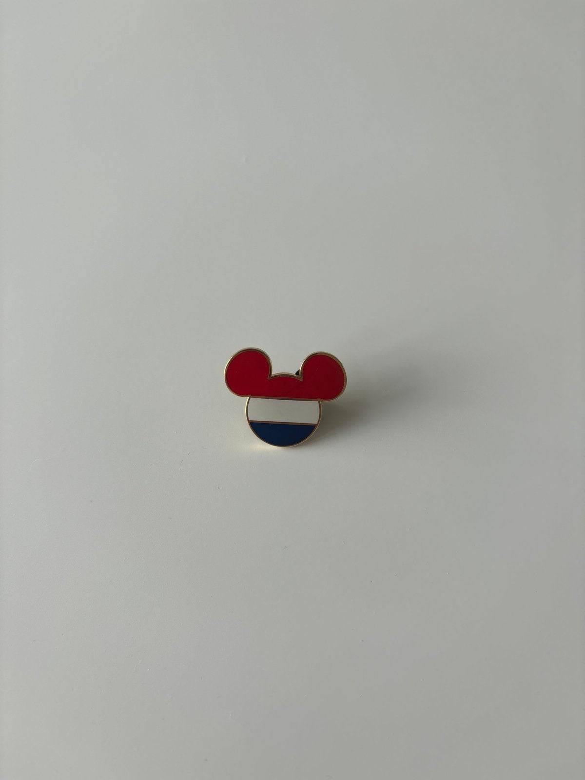 Disneyland Parijs Mickey Mouse Pin - Nederlandse Vlag, Ophalen of Verzenden, Zo goed als nieuw